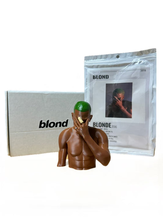 《Blonde》 album cover bust