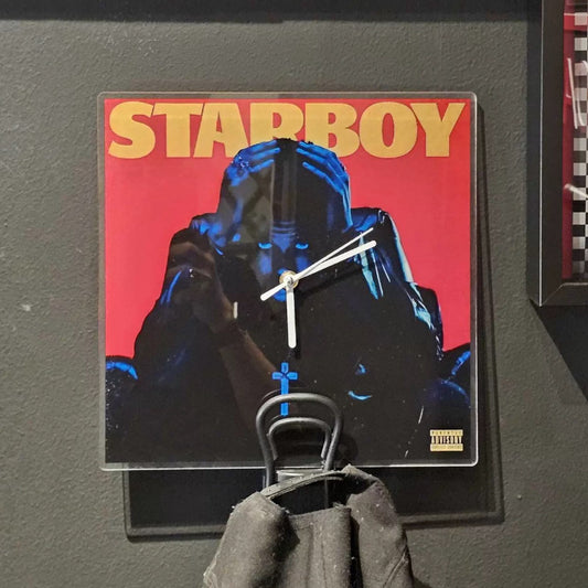 The weeknd 《Starboy》album cover clock